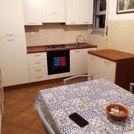 شقة Casa La Pineta *